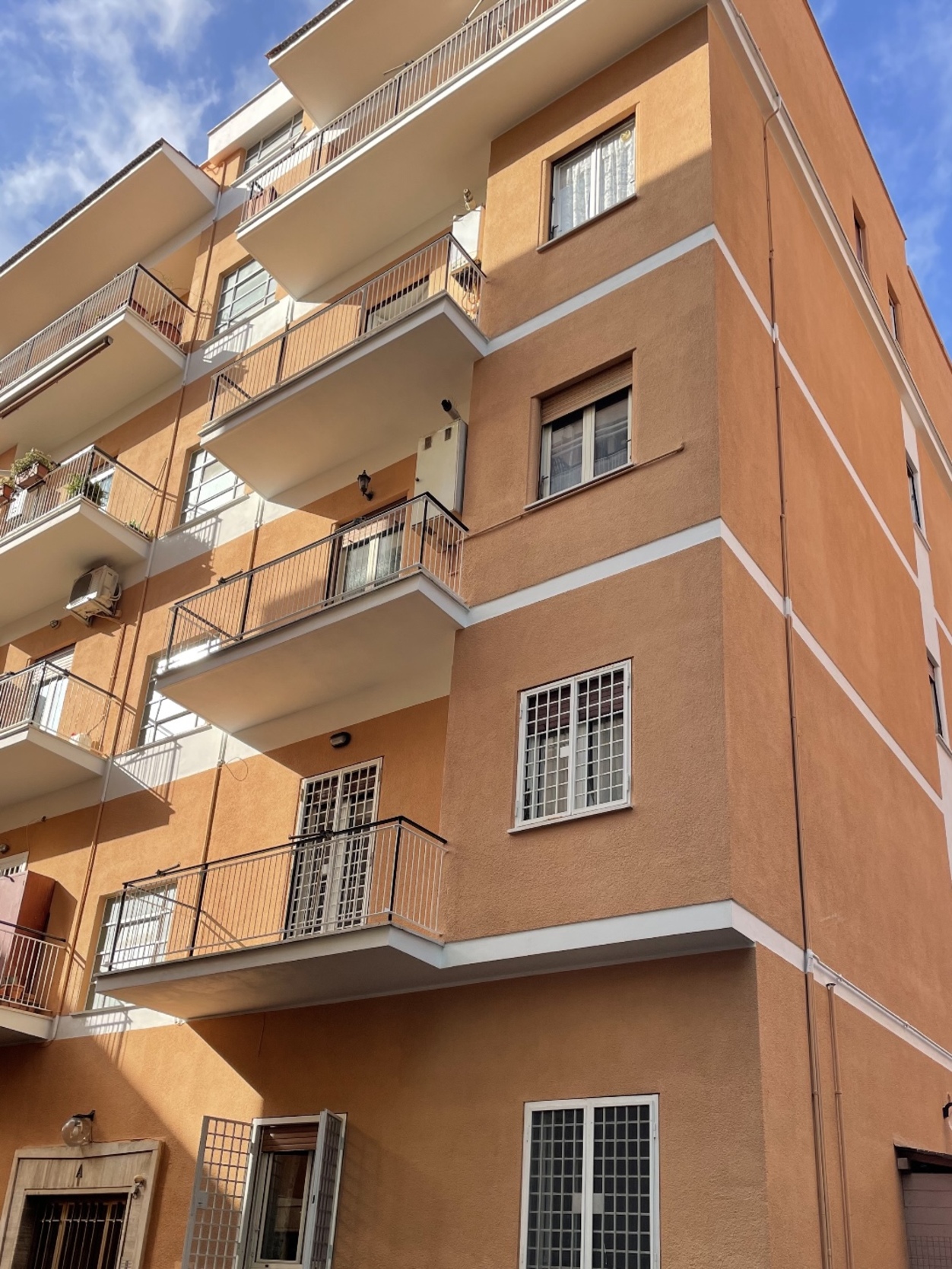 Via Diano Marina n. 22 Pal. A